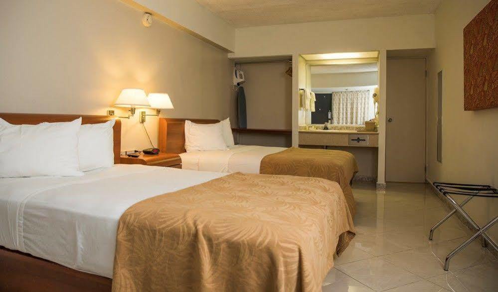Quality Inn El Tuque Ponce Exterior photo